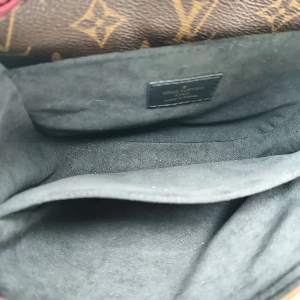 Louis Vuitton Women Pre-Loved Bag Very Good Condition